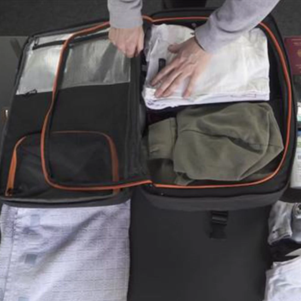 Travel Backpack Ultimate - Schwarz 3 Travel Backpack Ultimate - Schwarz