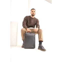 JOST STOCKHOLM Daypack Rucksack 2.0 - Schwarz -Reiseaufbewahrung 1051440 4700001 Stockholm 13